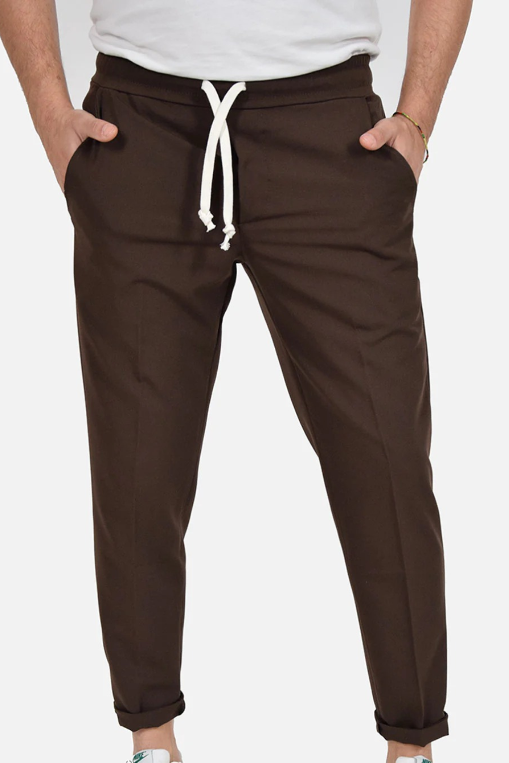 Pantalones con cordón en la cintura