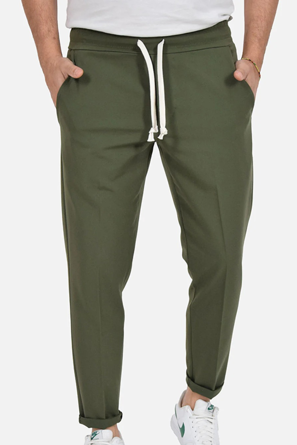 Pantalones con cordón en la cintura