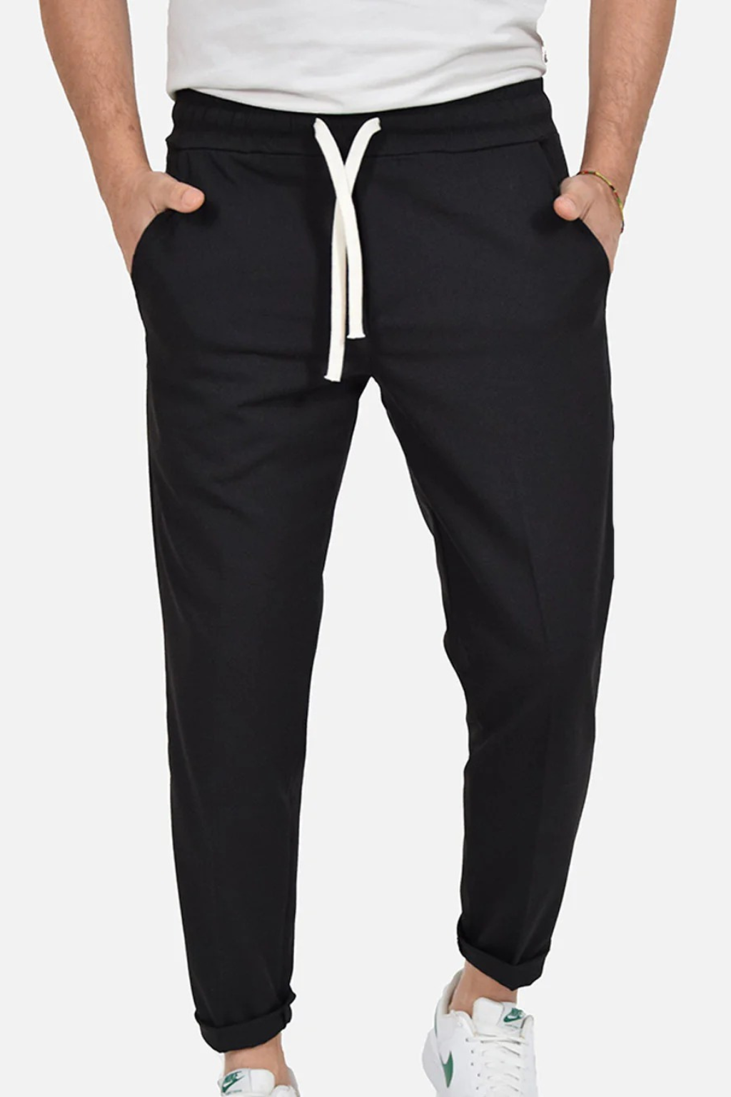Pantalones con cordón en la cintura
