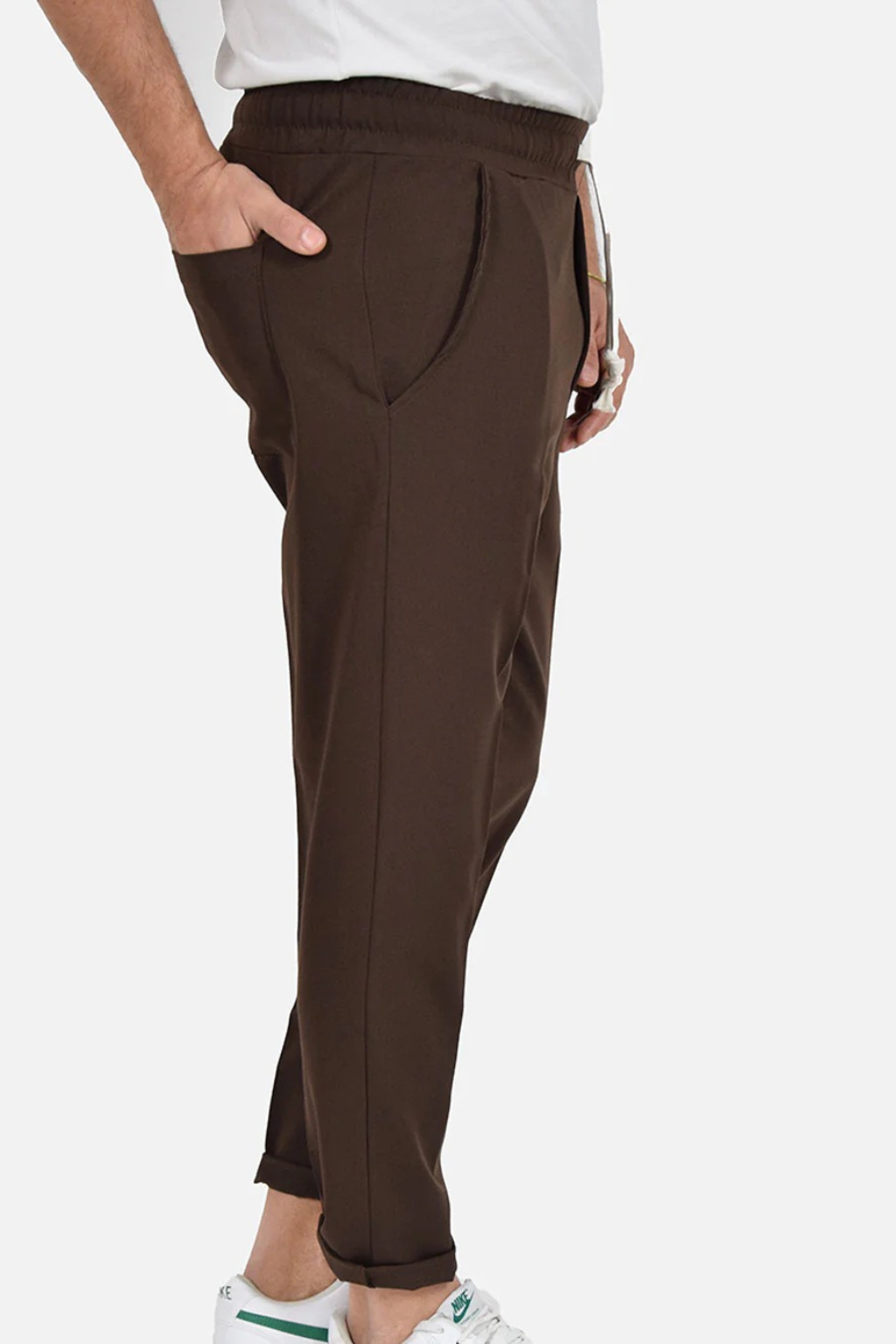 Pantalones con cordón en la cintura