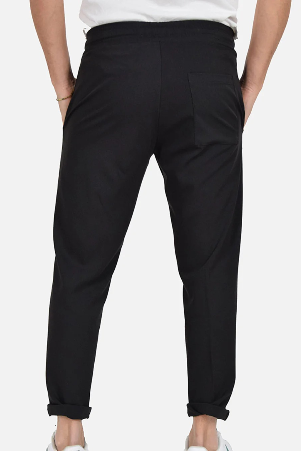 Pantalones con cordón en la cintura