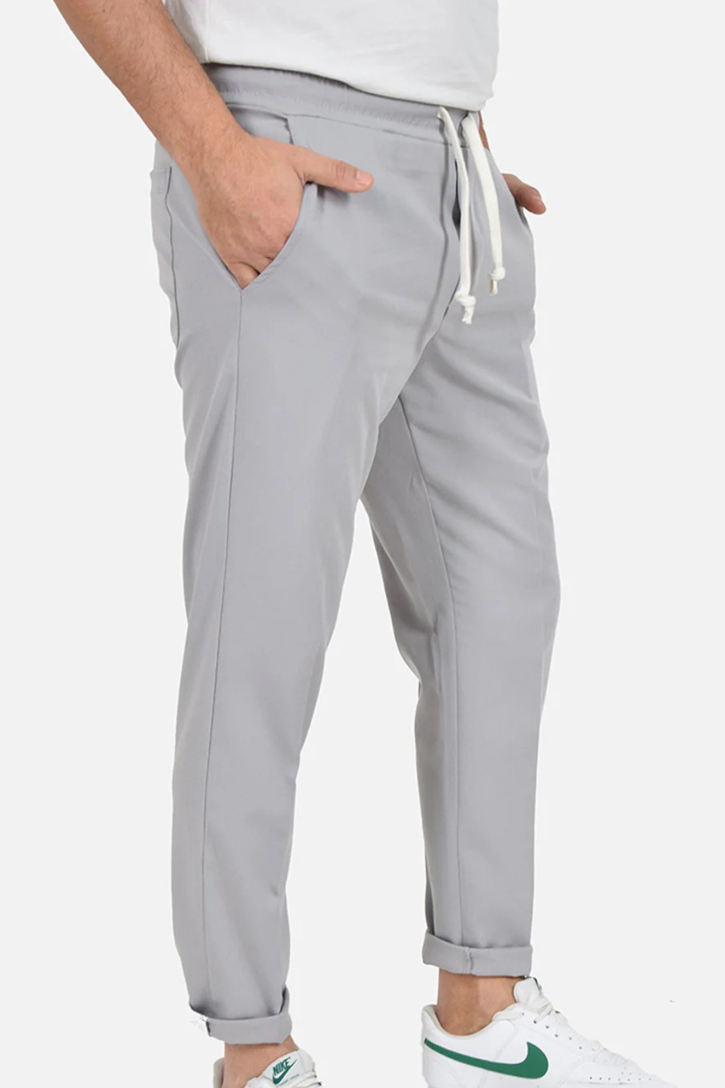 Pantalones con cordón en la cintura