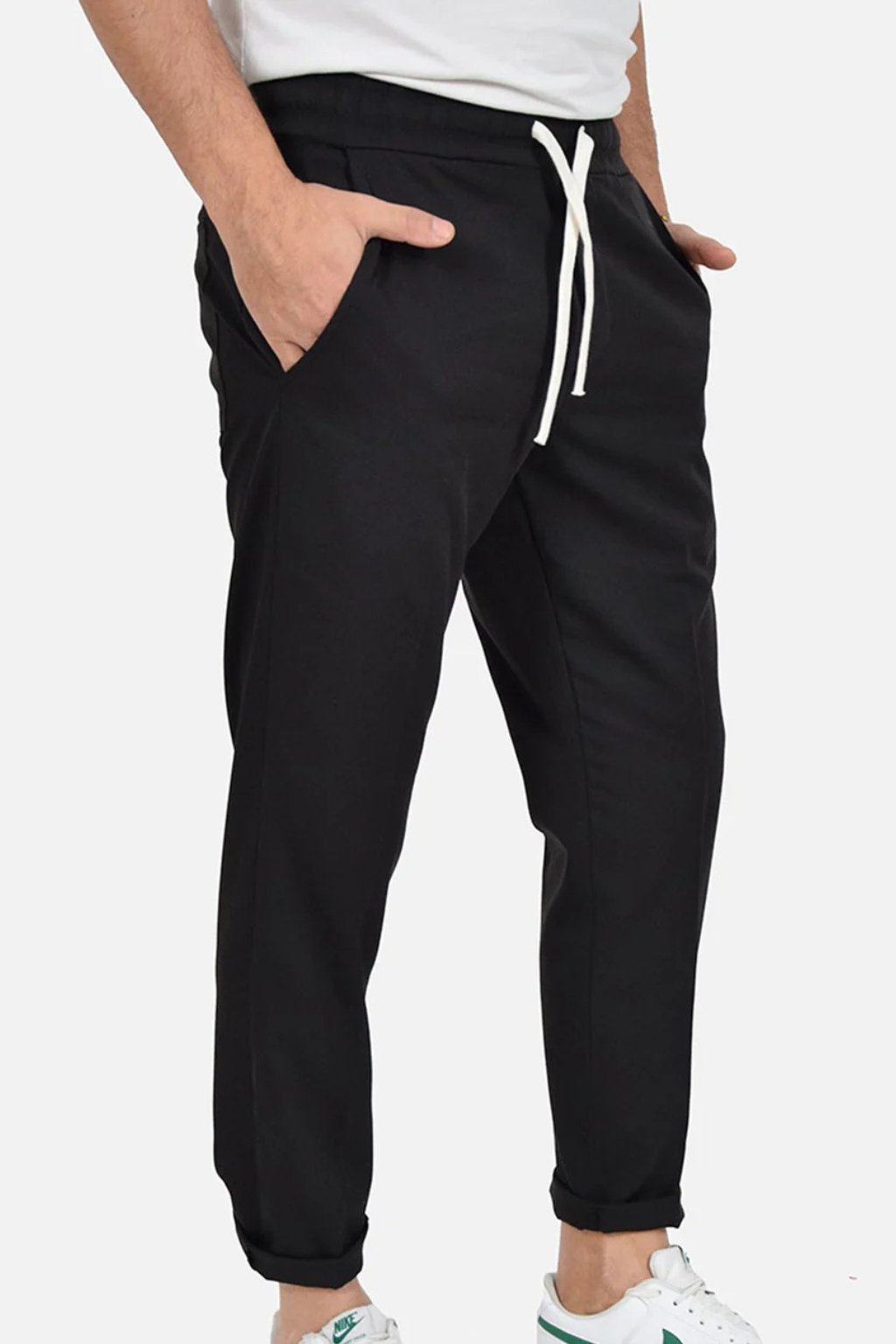 Pantalones con cordón en la cintura
