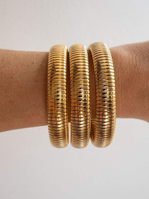Blanca™ - Brazalete acanalado elegante con diseño moderno y sofisticado