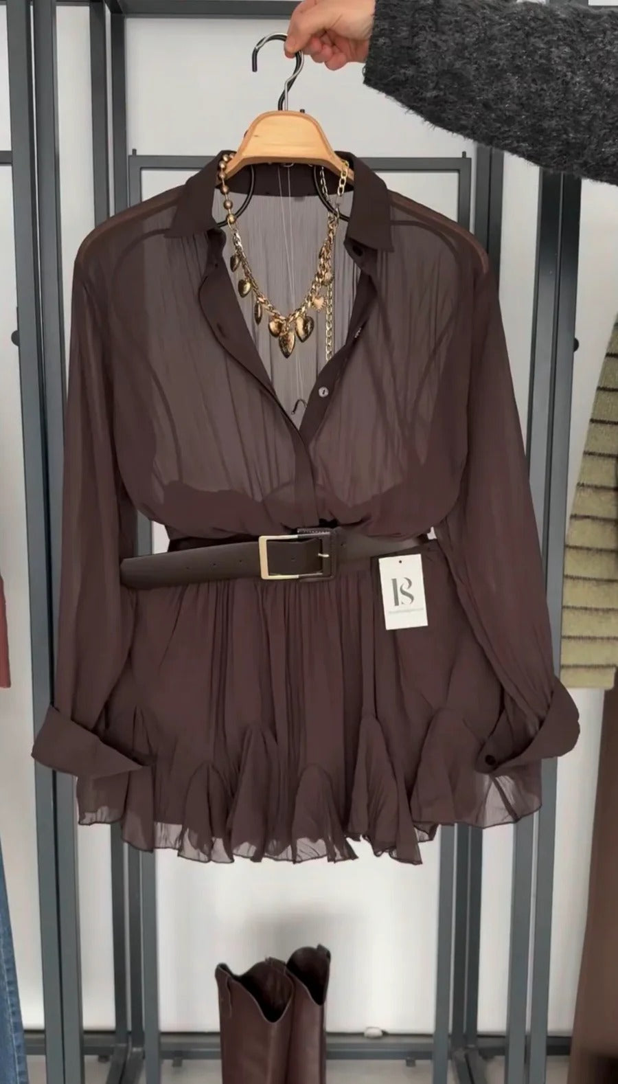 Vestido Corto con cinturón